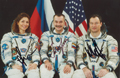 # soy096 Soyuz TMA-9 crew signed photos
